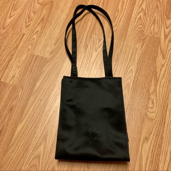 GUC Vintage Black Flower Screen Shoulder Bag - Picture 4 of 16